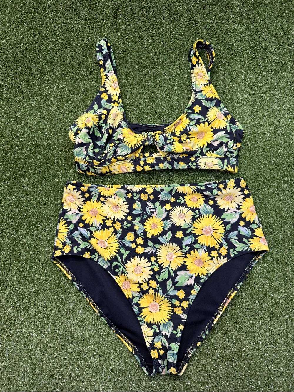 Old Navy 2 Piece Bikini Swimsuit Sunflowers Yellow High Waisted Scoop Keyhole M - Picture 1 of 6